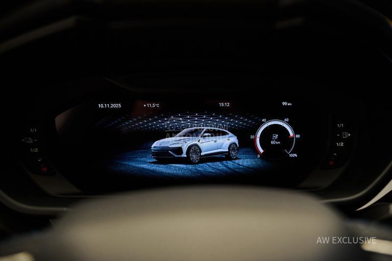 Lamborghini Urus SE V8 NEW