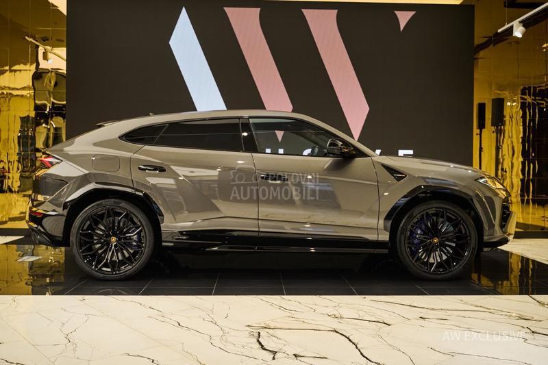 Lamborghini Urus SE V8 NEW