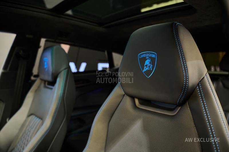 Lamborghini Urus SE V8 NEW