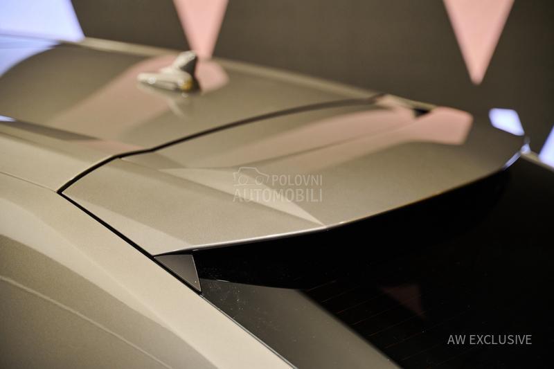 Lamborghini Urus SE V8 NEW