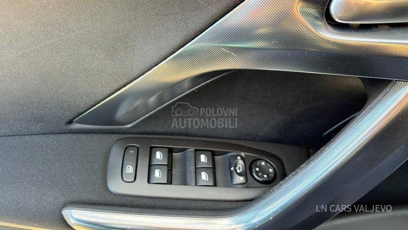 Peugeot 2008 ALLURE/MALA KM