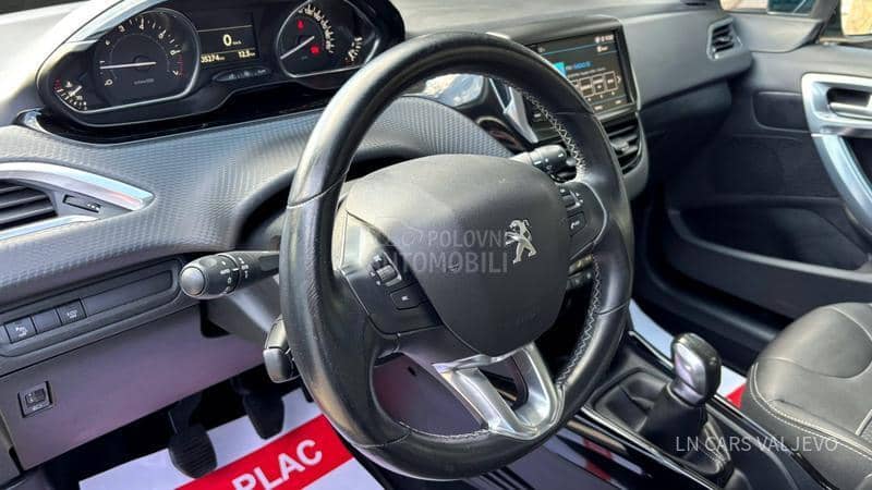 Peugeot 2008 ALLURE/MALA KM