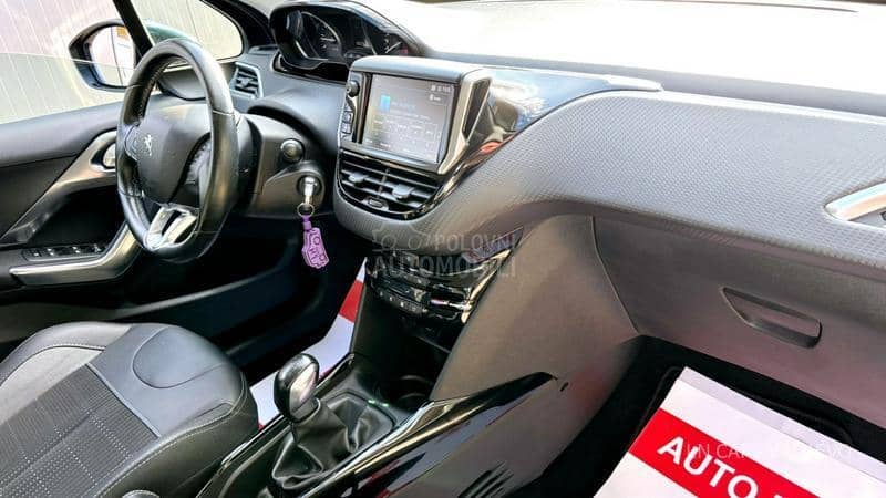 Peugeot 2008 ALLURE/MALA KM