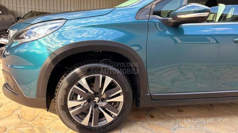 Peugeot 2008 ALLURE/MALA KM