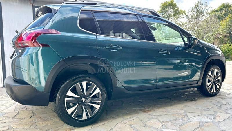 Peugeot 2008 ALLURE/MALA KM