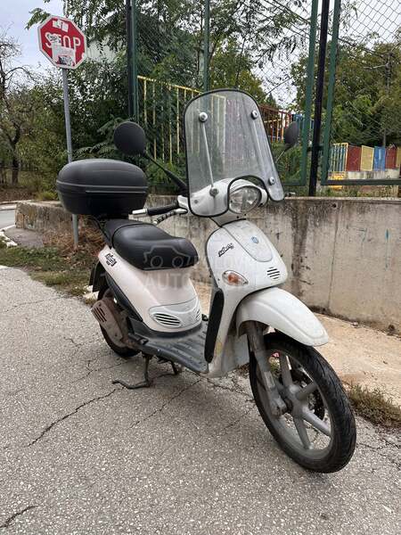 Piaggio Liberty 125