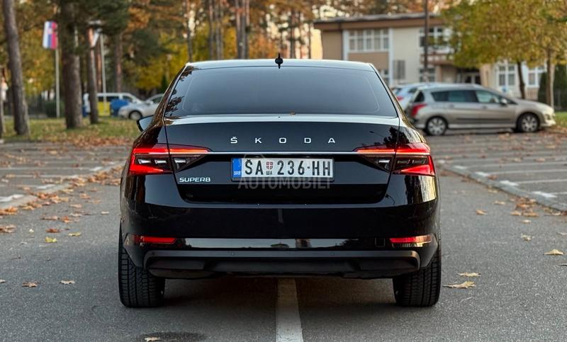 Škoda Superb 