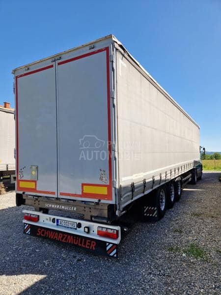Schwarzmuller J Serie