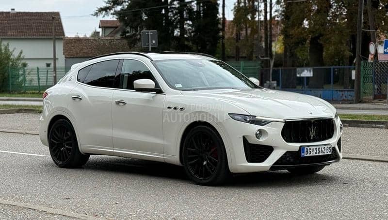 Maserati Levante S