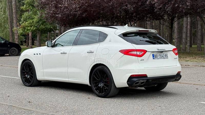 Maserati Levante S