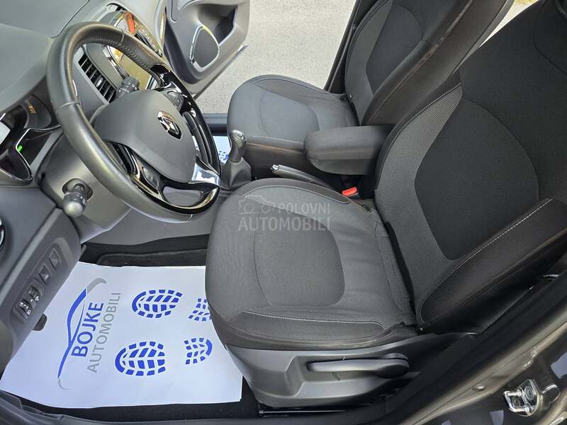 Renault Captur 0.9TCE INTENSE