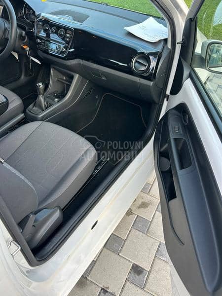 Volkswagen up! cng