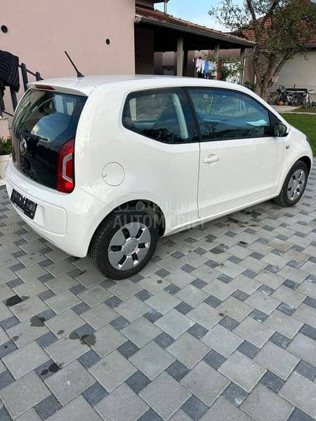 Volkswagen up! cng