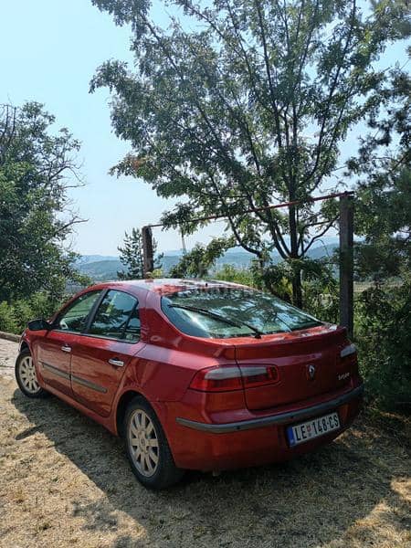 Renault Laguna 