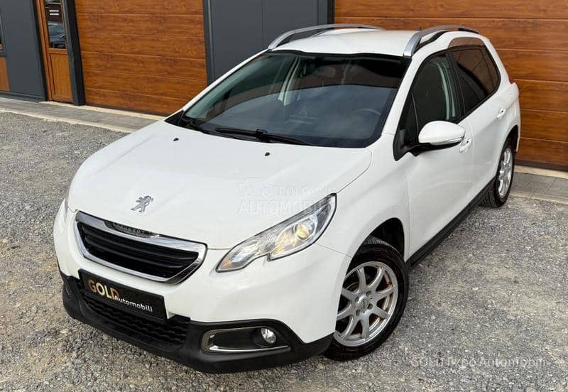 Peugeot 2008 1.2 VTi Allure