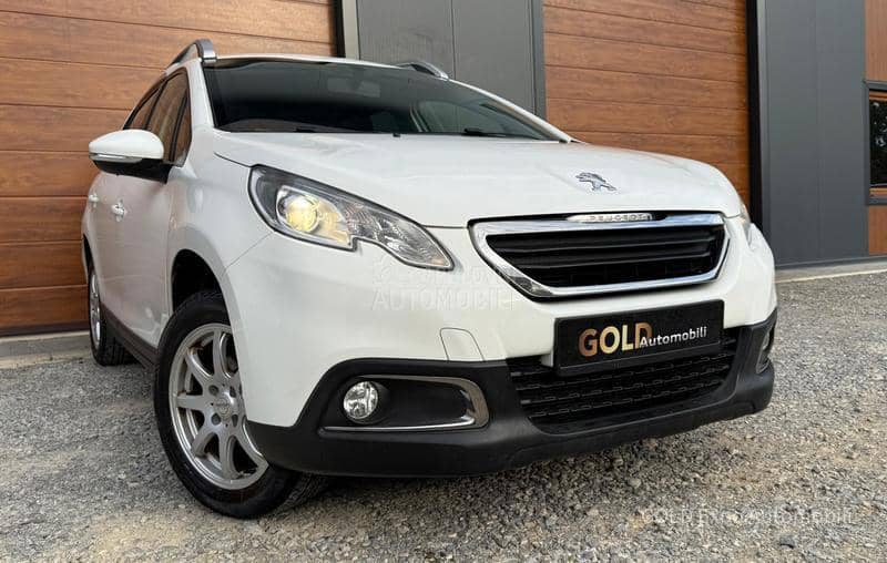Peugeot 2008 1.2 VTi Allure