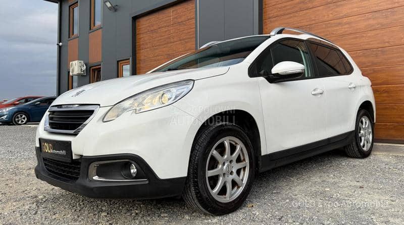 Peugeot 2008 1.2 VTi Allure