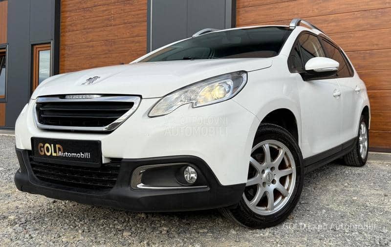Peugeot 2008 1.2 VTi Allure