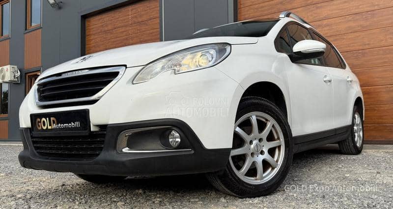 Peugeot 2008 1.2 VTi Allure
