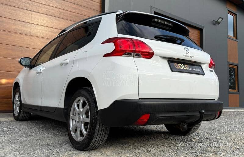 Peugeot 2008 1.2 VTi Allure