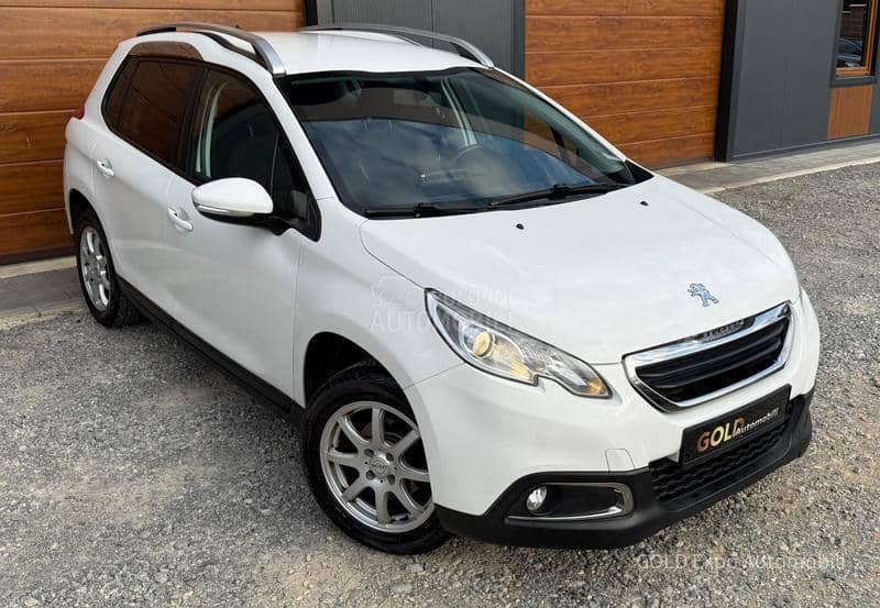 Peugeot 2008 1.2 VTi Allure