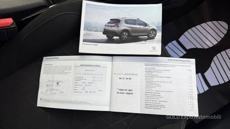 Peugeot 2008 1.2 VTi Allure