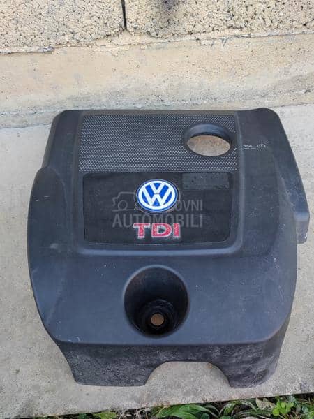 poklopac motora za golf 4