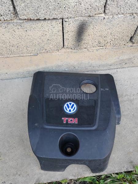 poklopac motora za golf 4