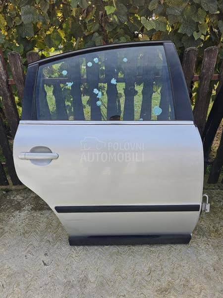 Zadnja vrata limuzina