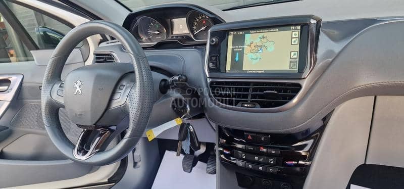 Peugeot 208 1.6 eHdi Feline/F.ul