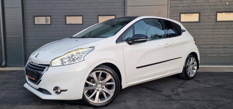 Peugeot 208 1.6 eHdi Feline/F.ul