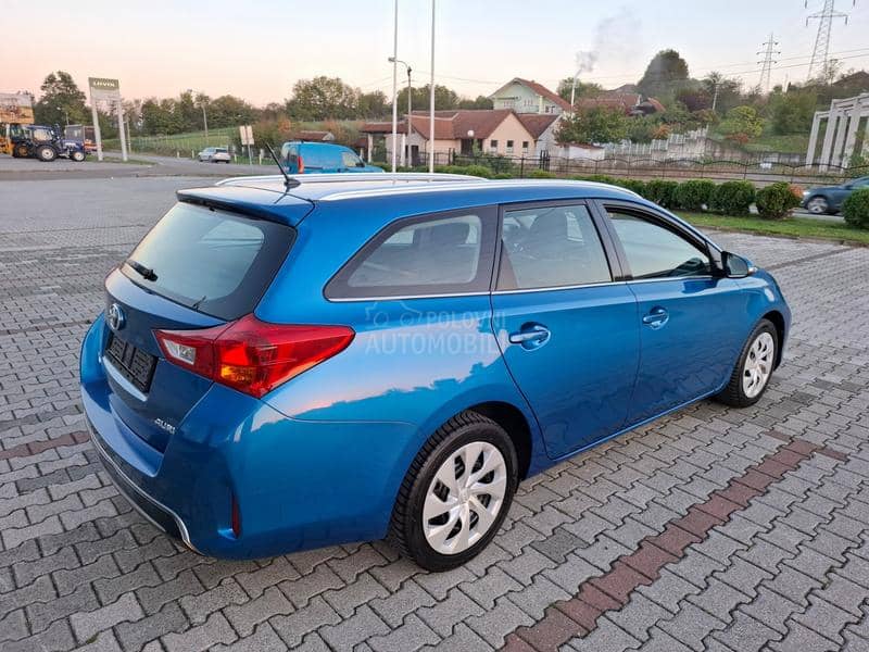 Toyota Auris 1.4 DISEL CH