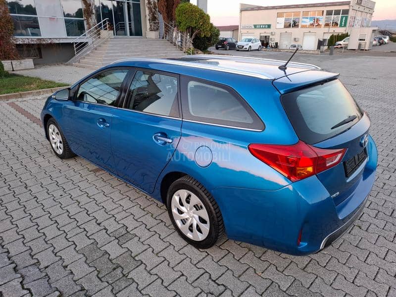 Toyota Auris 1.4 DISEL CH