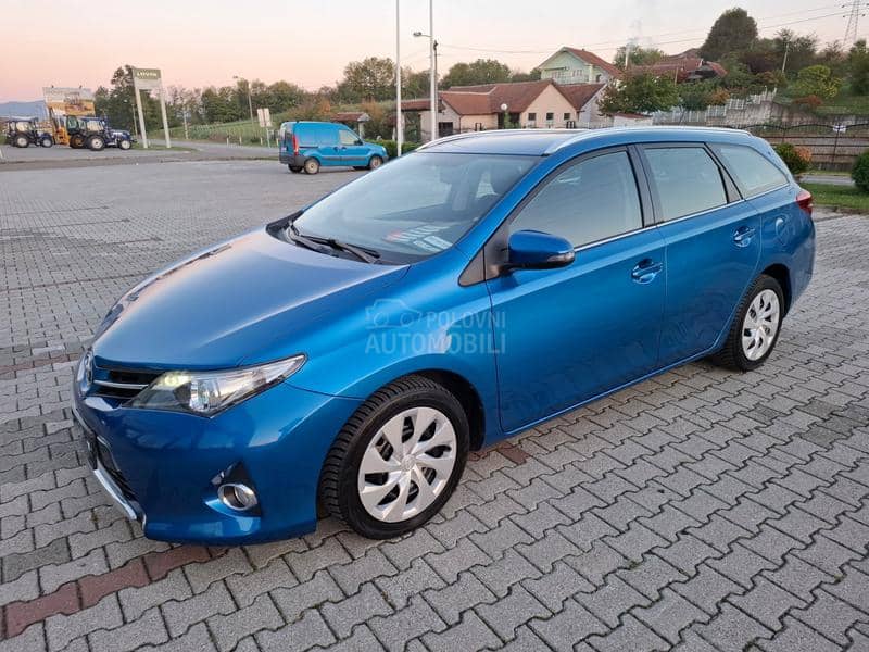 Toyota Auris 1.4 DISEL CH