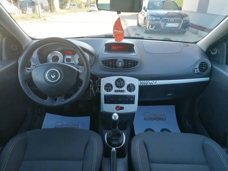 Renault Clio 1.2i EXPRESSION CH