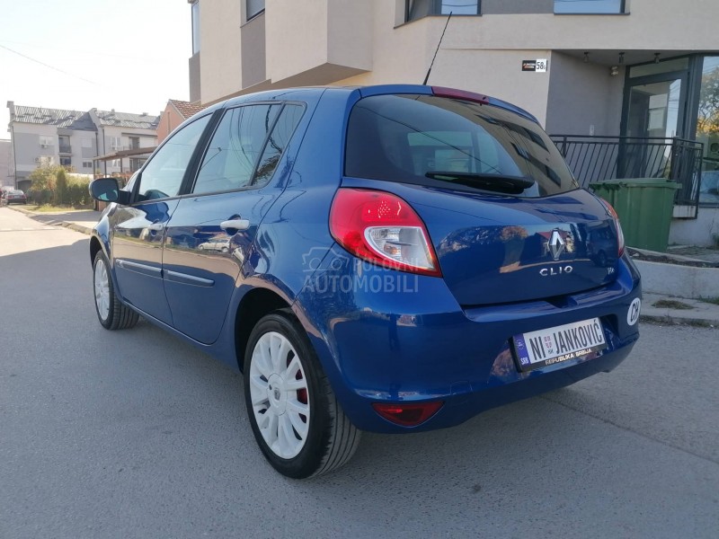 Renault Clio 1.2i EXPRESSION CH