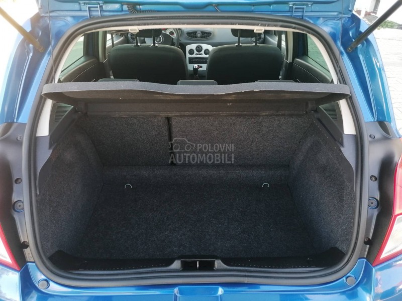 Renault Clio 1.2i EXPRESSION CH