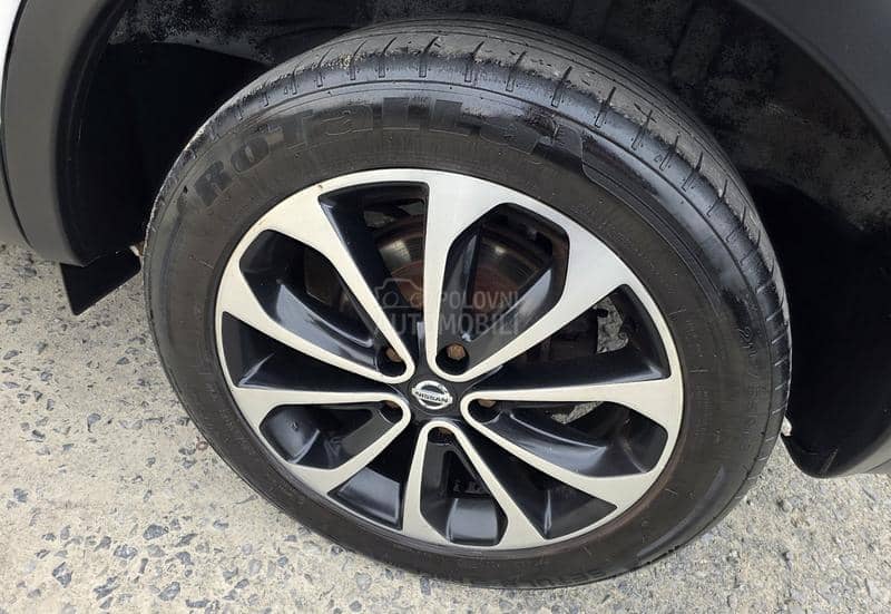 Nissan Qashqai + 2 1.5 DCI N.A.V.I