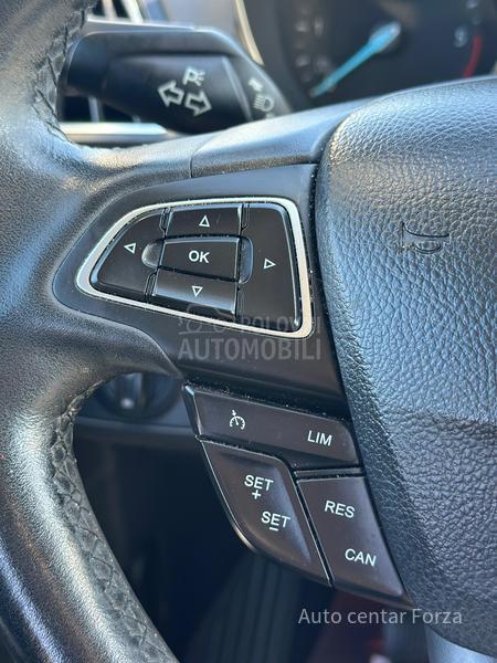 Ford Kuga F U L / N O V A