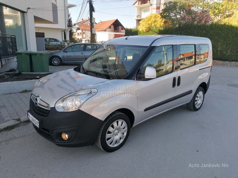 Opel Combo 1.4i SELECTION CH
