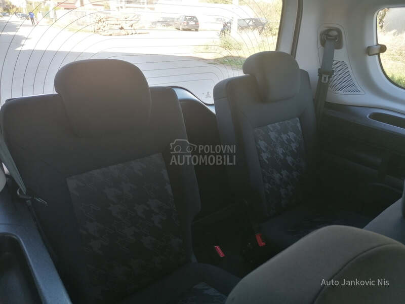 Opel Combo 1.4i SELECTION CH