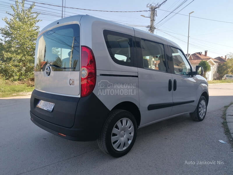 Opel Combo 1.4i SELECTION CH