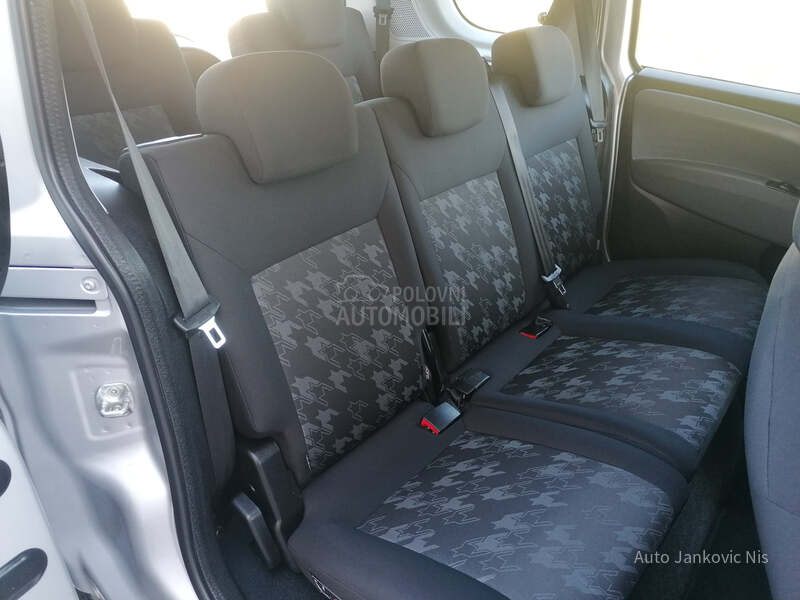 Opel Combo 1.4i SELECTION CH
