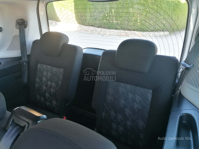 Opel Combo 1.4i SELECTION CH