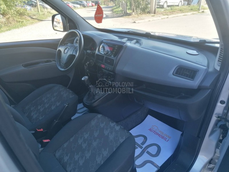 Opel Combo 1.4i SELECTION CH