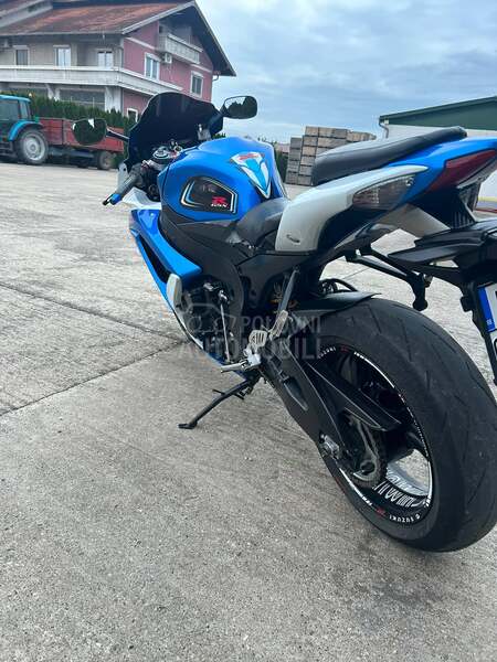 Suzuki k9 750