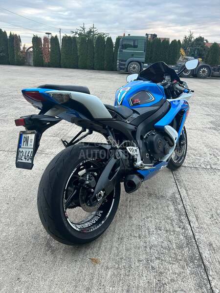 Suzuki k9 750