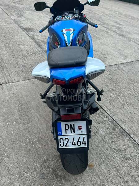 Suzuki k9 750