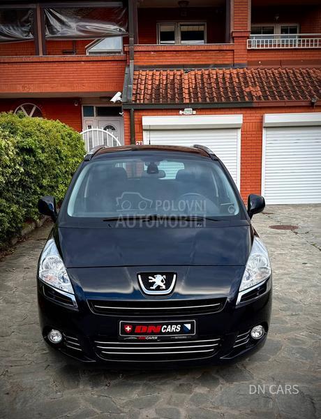 Peugeot 5008 PREMIUM CH Peugeot 5008 PREMIUM CH