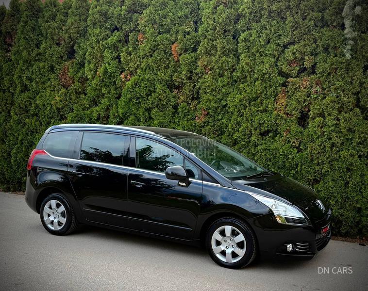 Peugeot 5008 PREMIUM CH Peugeot 5008 PREMIUM CH